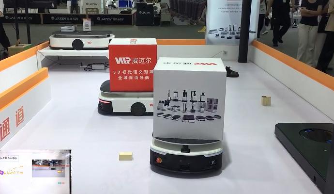 Máy robot vận chuyển thông minh